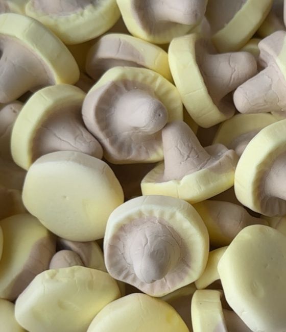 MUSHROOMS BANAAN CARAMEL